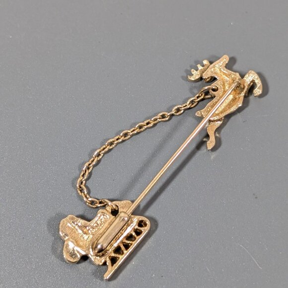 Vintage Avon Christmas Sleigh Reindeer Stick Pin Gold Tone Brooch - Picture 4 of 7